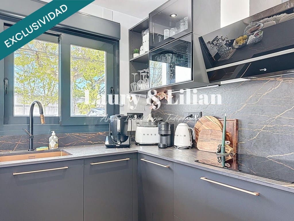 3 camera da letto Villa in vendita in Empuriabrava con piscina garage - 398.000 € (Rif: 9758815)