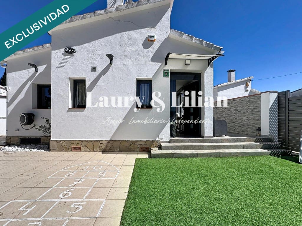 3 camera da letto Villa in vendita in Empuriabrava con piscina garage - 398.000 € (Rif: 9758815)