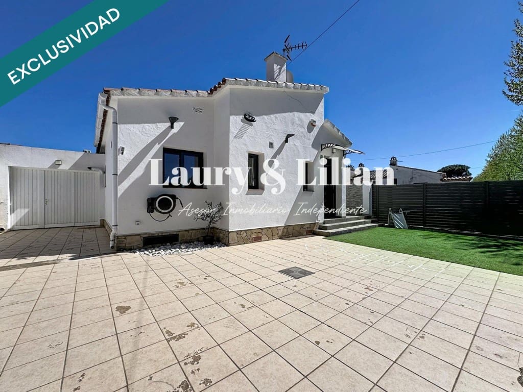3 camera da letto Villa in vendita in Empuriabrava con piscina garage - 398.000 € (Rif: 9758815)