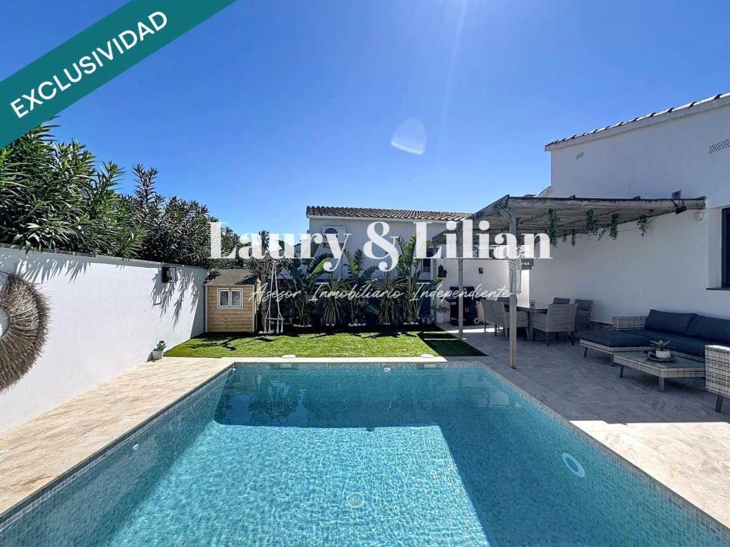 3 camera da letto Villa in vendita in Empuriabrava con piscina garage - 398.000 € (Rif: 9758815)