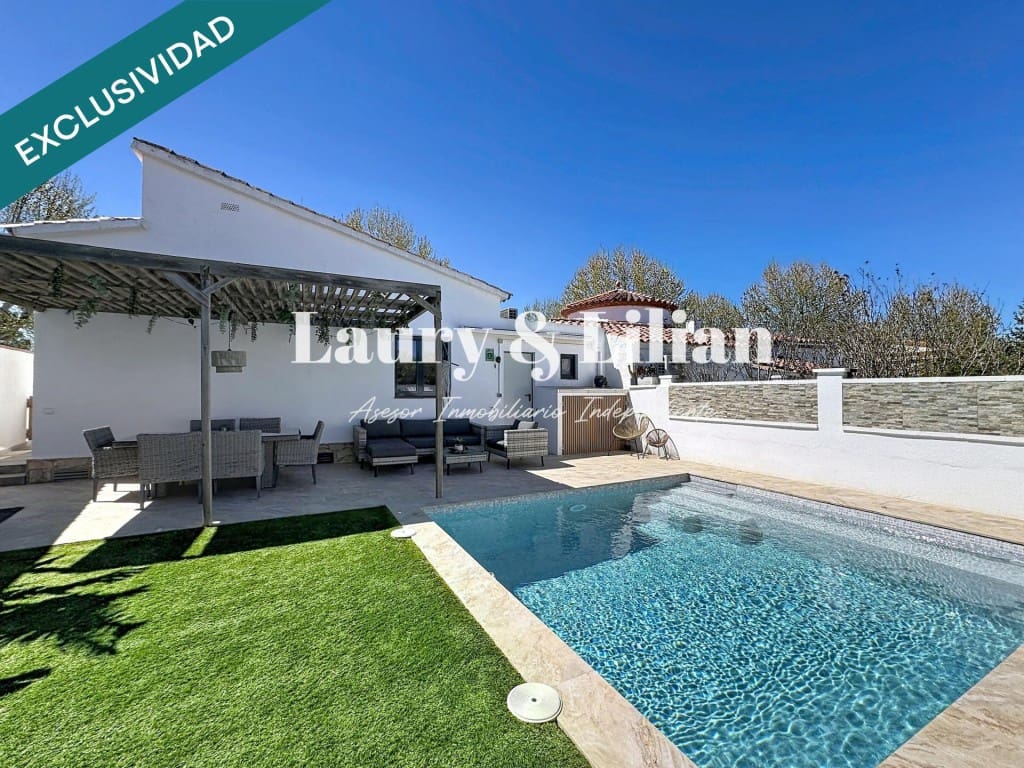 3 camera da letto Villa in vendita in Empuriabrava con piscina garage - 398.000 € (Rif: 9758815)