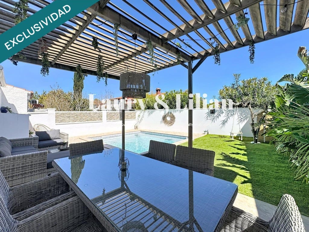 3 camera da letto Villa in vendita in Empuriabrava con piscina garage - 398.000 € (Rif: 9758815)