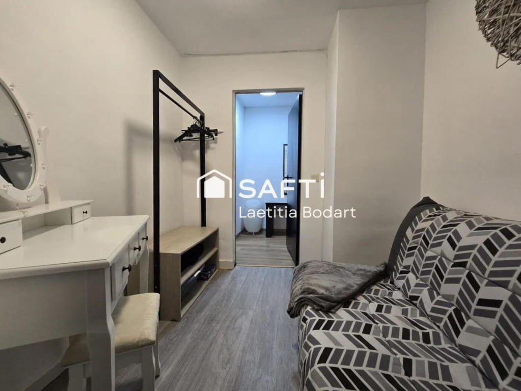 Kommersiell til salgs i Empuriabrava - € 159 000 (Ref: 9758816)