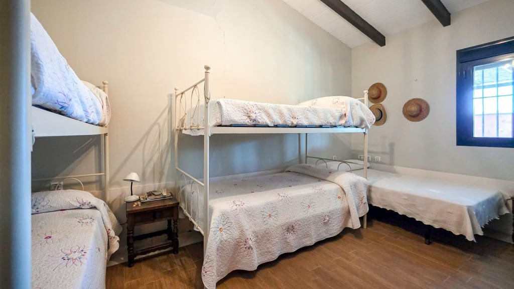 2 quarto Quinta/Casa Rural para venda em Antequera com piscina garagem - 449 000 € (Ref: 9758817)