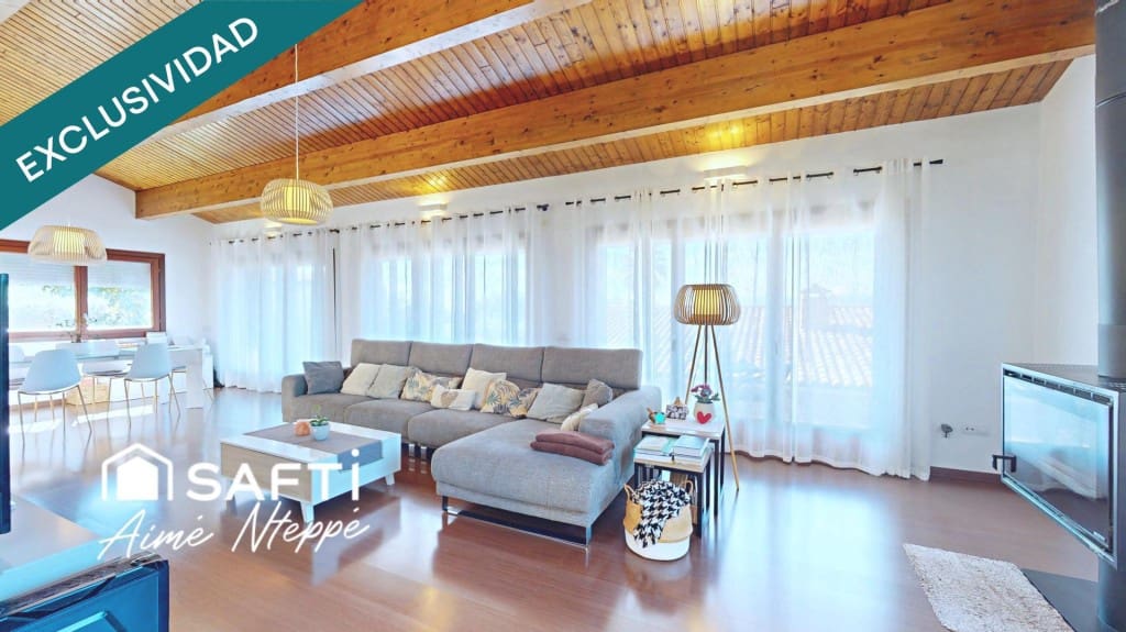 5 soverom Villa til salgs i Sant Julia de Ramis med svømmebasseng garasje - € 740 000 (Ref: 9761876)