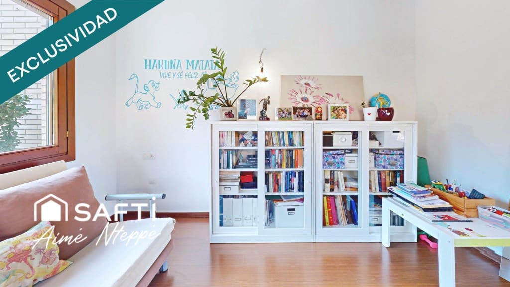 5 soverom Villa til salgs i Sant Julia de Ramis med svømmebasseng garasje - € 740 000 (Ref: 9761876)