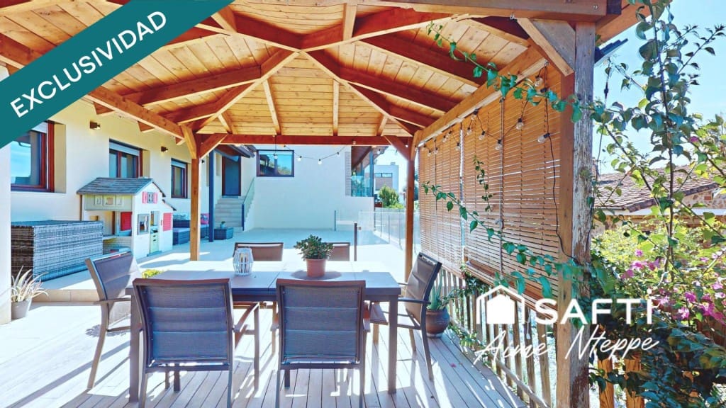 5 soverom Villa til salgs i Sant Julia de Ramis med svømmebasseng garasje - € 740 000 (Ref: 9761876)