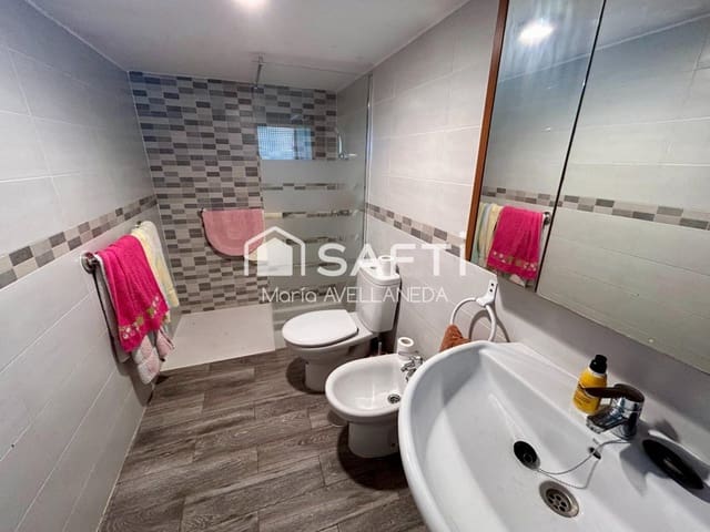 11 soveværelse Finca/Landehus til salg i Valencia de Don Juan med garage - € 129.000 (Ref: 9761877)