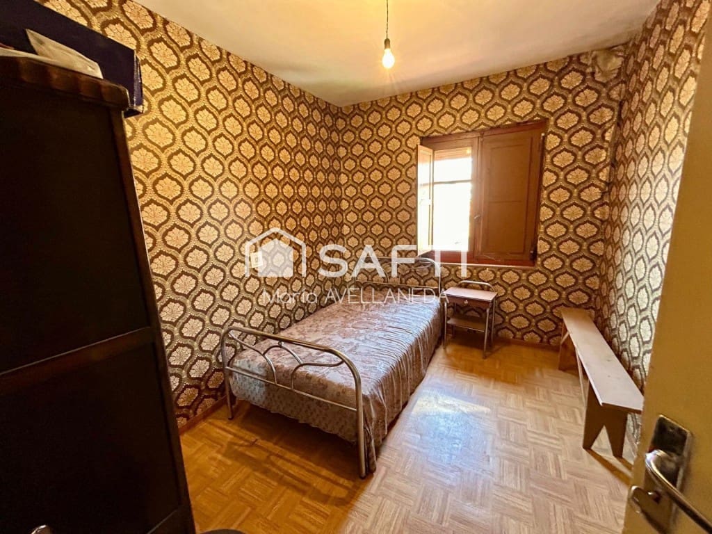 Finca/Casa Rural de 11 habitaciones en Valencia de Don Juan en venta con garaje - 129.000 € (Ref: 9761877)