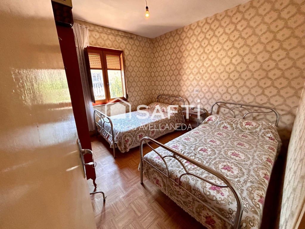 Finca/Casa Rural de 11 habitaciones en Valencia de Don Juan en venta con garaje - 129.000 € (Ref: 9761877)