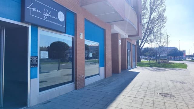Commercieel te koop in León stad - € 75.000 (Ref: 9761878)