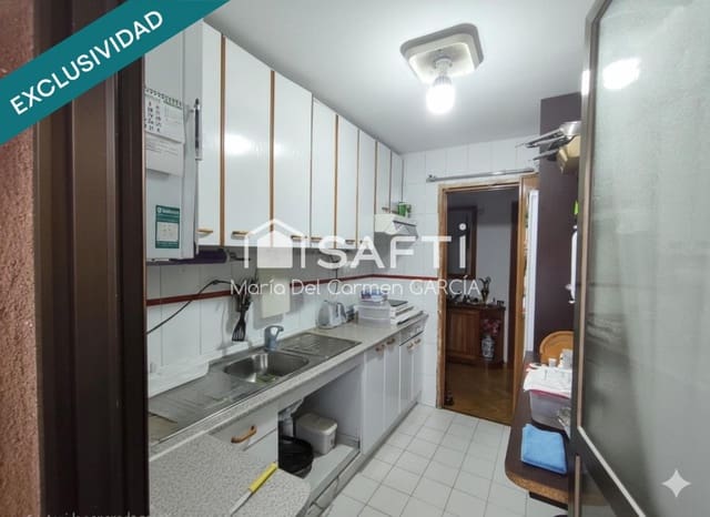 3 soveværelse Lejlighed til salg i Numancia, Madrid by med garage - € 400.000 (Ref: 9761879)