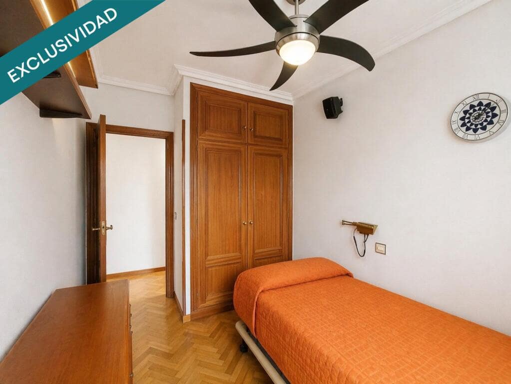3 soveværelse Lejlighed til salg i Madrid by med garage - € 400.000 (Ref: 9761879)