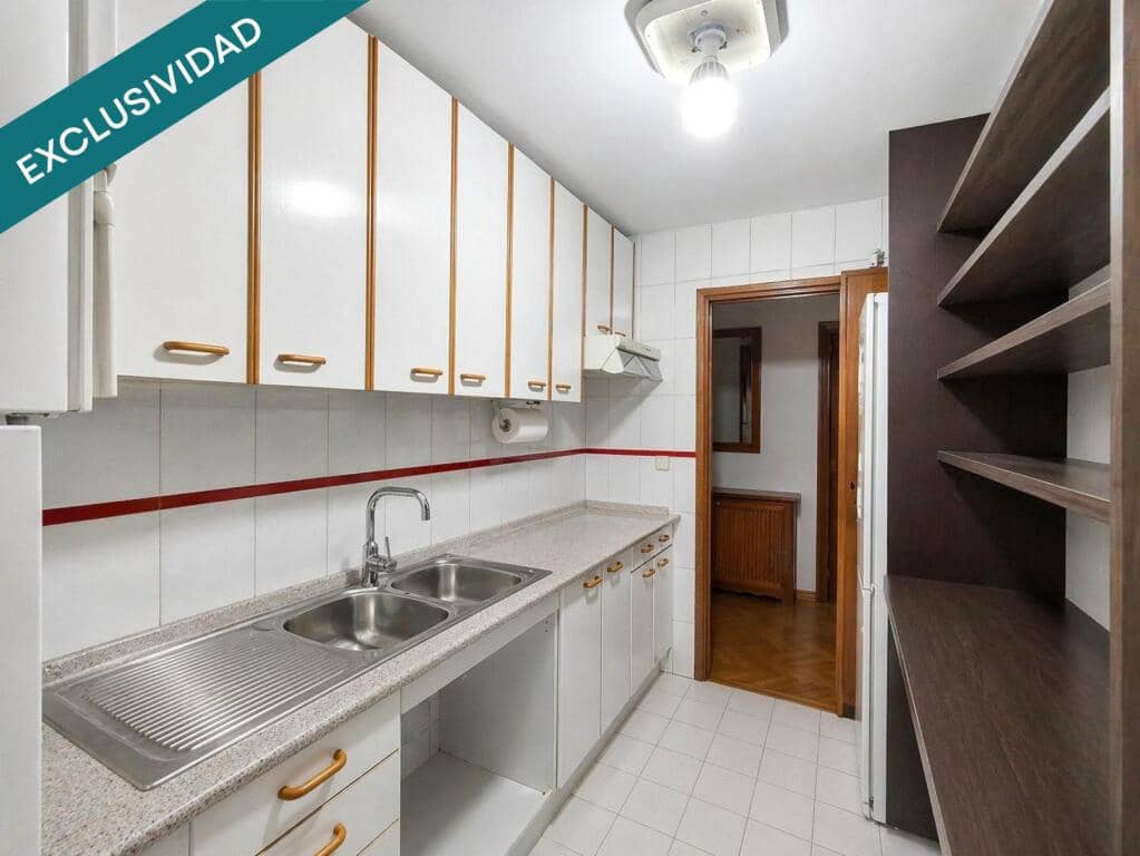 3 soveværelse Lejlighed til salg i Madrid by med garage - € 400.000 (Ref: 9761879)