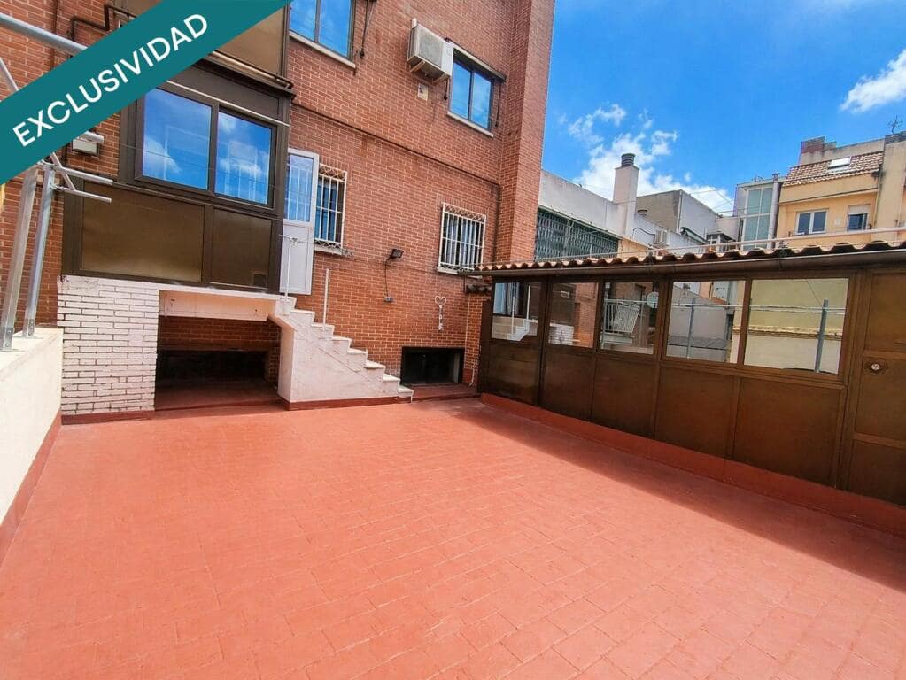 3 soveværelse Lejlighed til salg i Madrid by med garage - € 400.000 (Ref: 9761879)