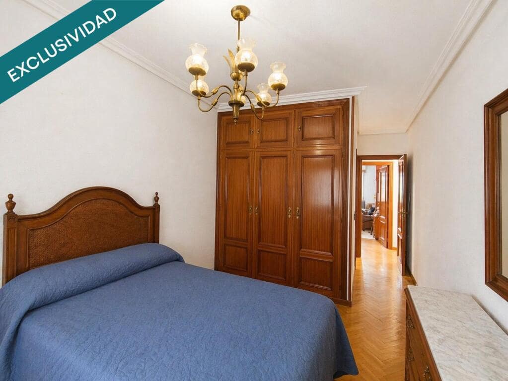3 soveværelse Lejlighed til salg i Madrid by med garage - € 400.000 (Ref: 9761879)