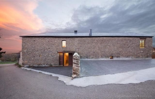 5 sypialnia Willa na sprzedaż w Santa María de Ordás - 269 000 € (Ref: 9761880)