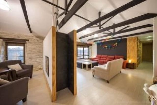 5 sypialnia Willa na sprzedaż w Santa María de Ordás - 269 000 € (Ref: 9761880)