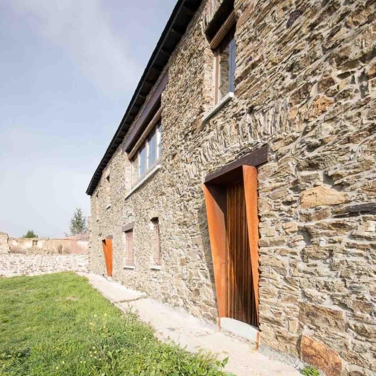 5 sypialnia Willa na sprzedaż w Santa Maria de Ordas - 269 000 € (Ref: 9761880)