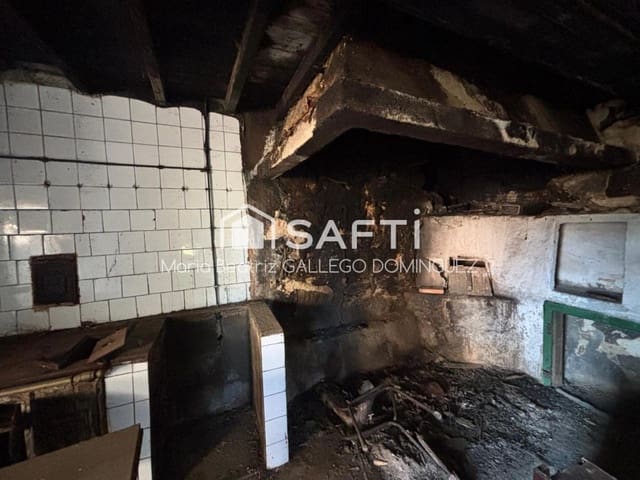 3 bedroom Finca/Country House for sale in A Cañiza - € 19,995 (Ref: 9770552)