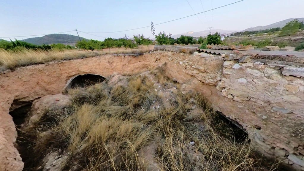 Ubebygd land til salgs i Monovar / Monover - € 70 000 (Ref: 9770556)