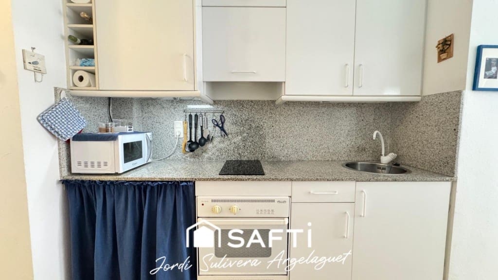 Studio for sale in Palamos with pool - € 239,000 (Ref: 9770557)