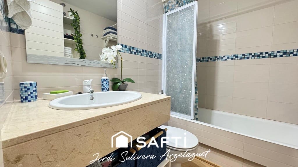 Studio for sale in Palamos with pool - € 239,000 (Ref: 9770557)