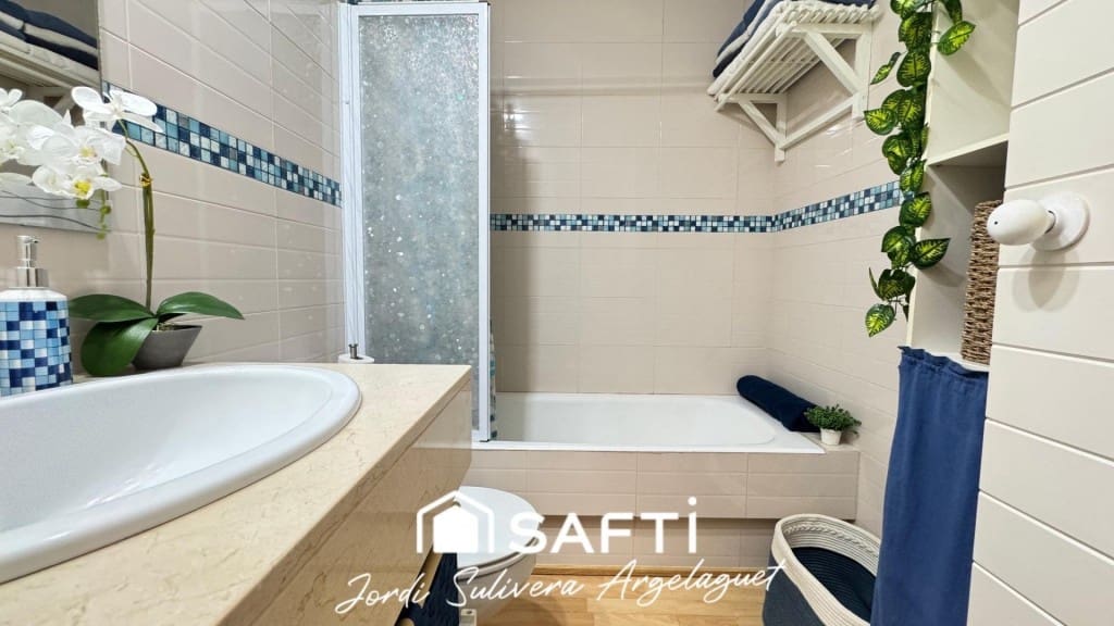 Studio for sale in Palamos with pool - € 239,000 (Ref: 9770557)