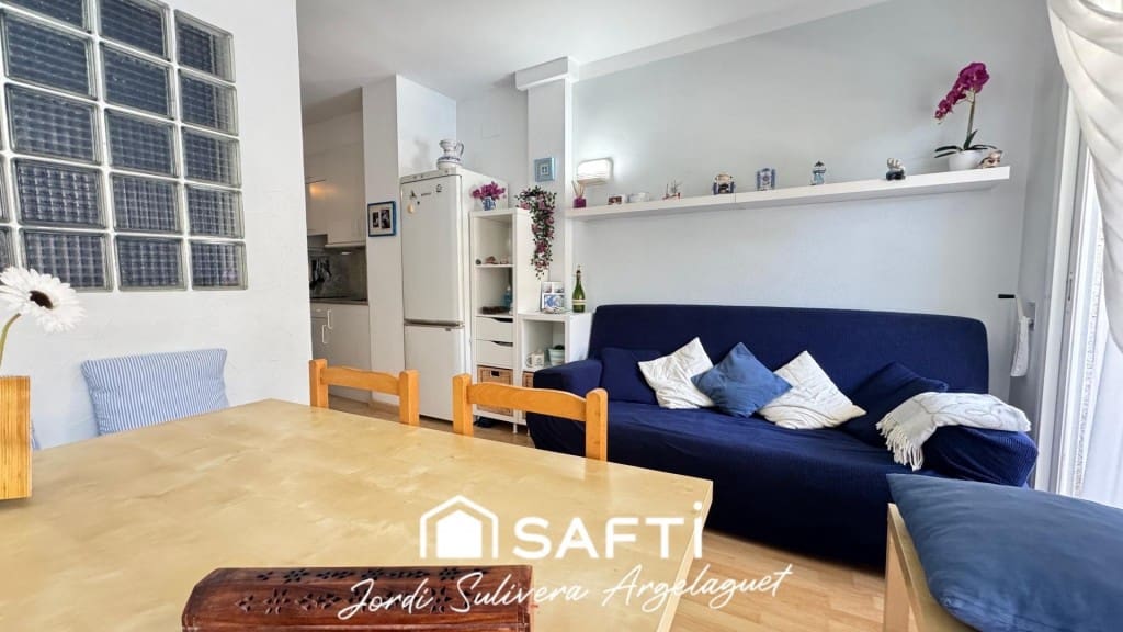 Studio for sale in Palamos with pool - € 239,000 (Ref: 9770557)