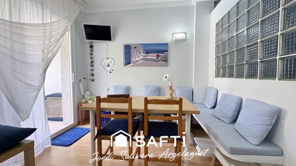 Studio for sale in Palamos with pool - € 239,000 (Ref: 9770557)