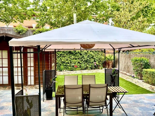 2 soverom Leilighet til salgs i Las Rozas de Madrid med svømmebasseng - € 635 000 (Ref: 9770558)