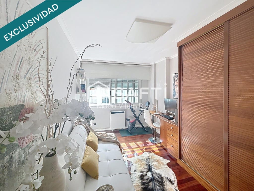 3 bedroom Apartment for sale in Santiago de Compostela - € 360,000 (Ref: 9772884)