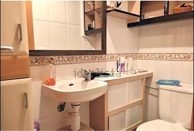 Adosado de 3 habitaciones en Zuera en venta con garaje - 225.000 € (Ref: 9772885)