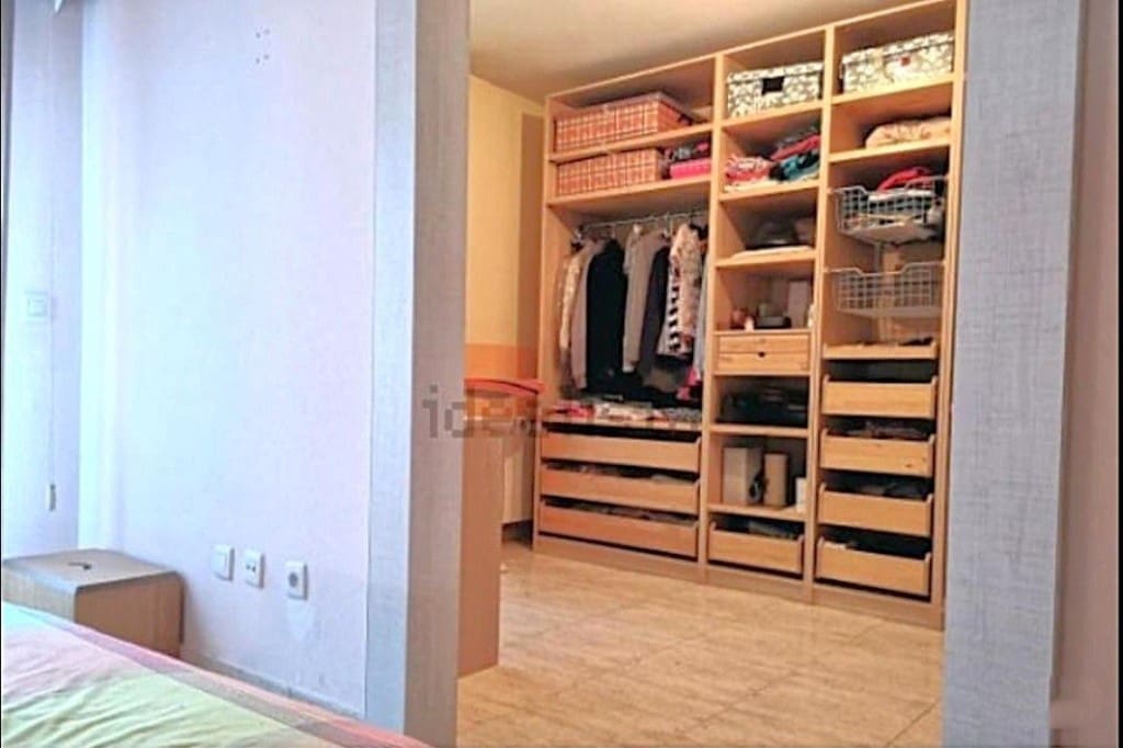 Adosado de 3 habitaciones en Zuera en venta con garaje - 225.000 € (Ref: 9772885)