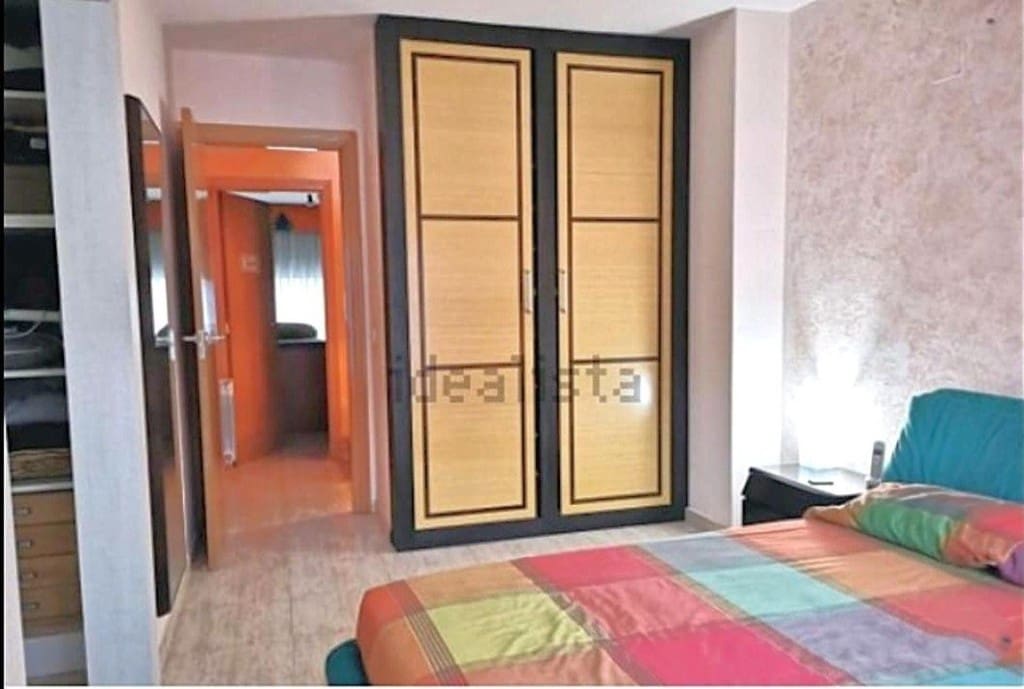 Adosado de 3 habitaciones en Zuera en venta con garaje - 225.000 € (Ref: 9772885)