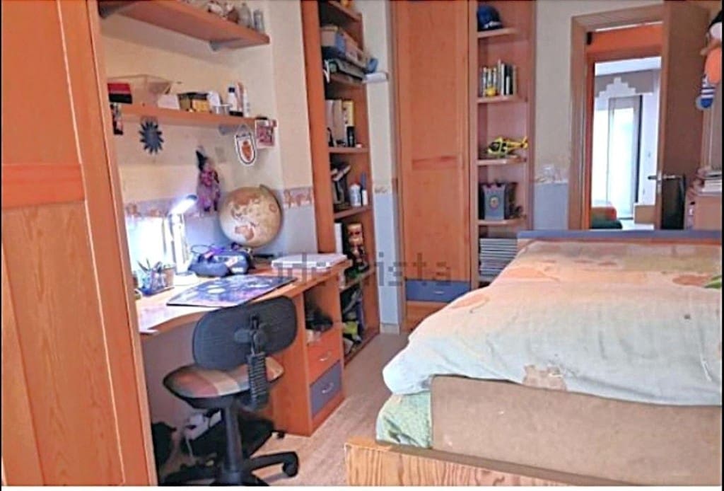 Adosado de 3 habitaciones en Zuera en venta con garaje - 225.000 € (Ref: 9772885)