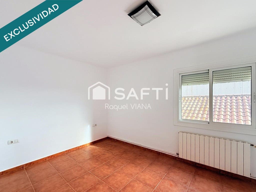 10 chambre Villa/Maison à vendre à Sant Vicenc dels Horts - 395 000 € (Ref: 9772890)