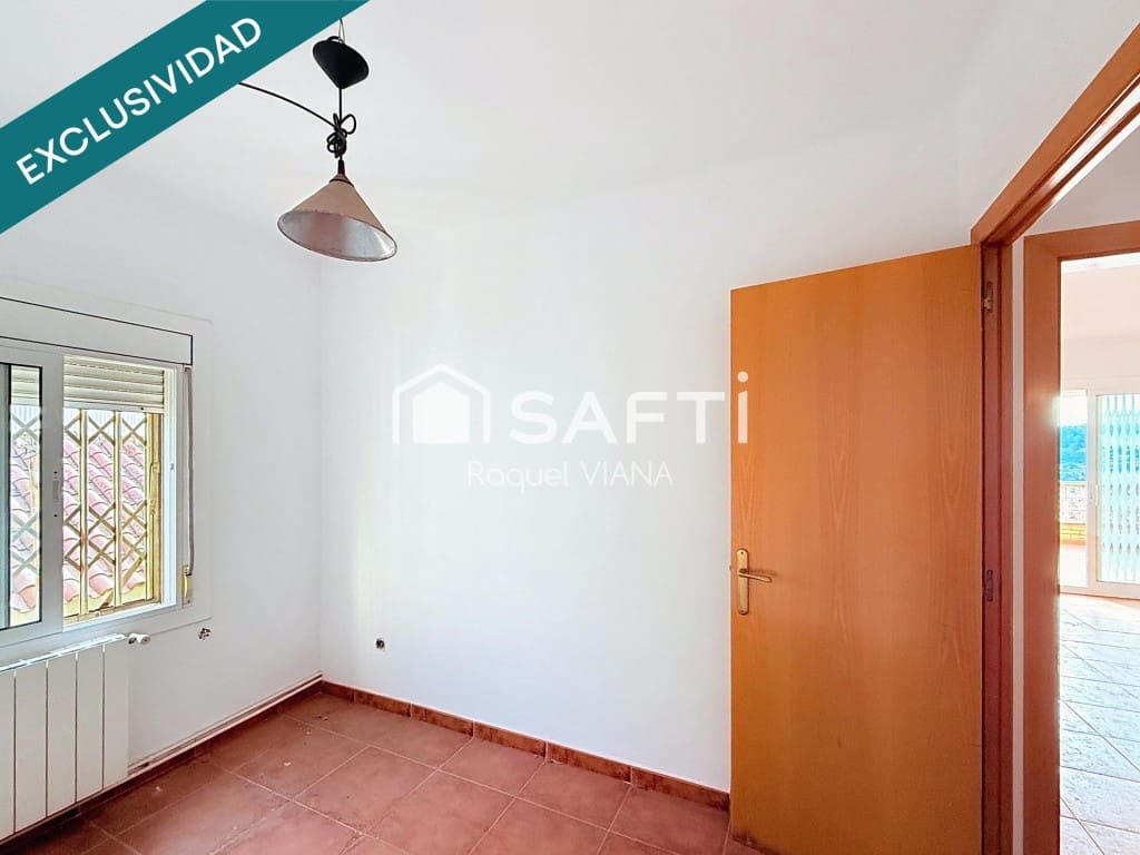 10 chambre Villa/Maison à vendre à Sant Vicenc dels Horts - 395 000 € (Ref: 9772890)