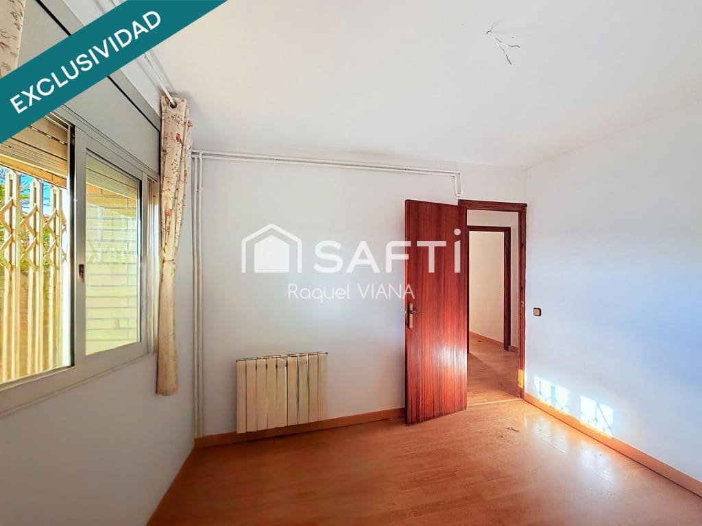 10 chambre Villa/Maison à vendre à Sant Vicenc dels Horts - 395 000 € (Ref: 9772890)