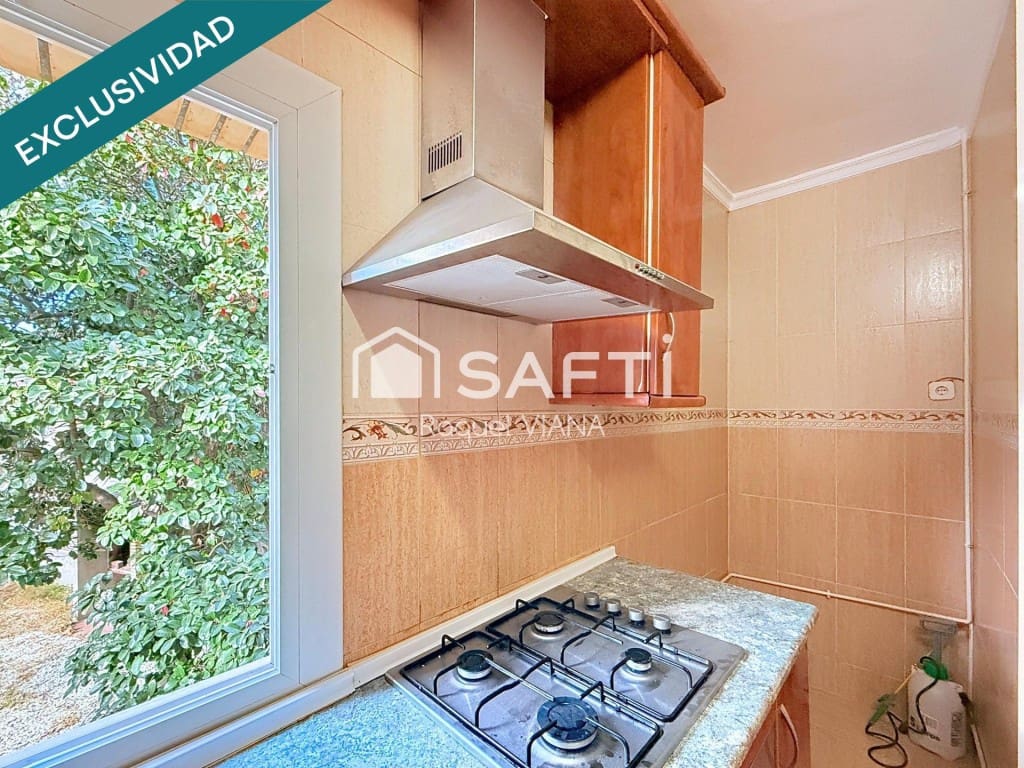 10 chambre Villa/Maison à vendre à Sant Vicenc dels Horts - 395 000 € (Ref: 9772890)