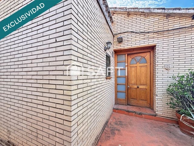 10 soveværelse Villa til salg i Sant Vicenç dels Horts - € 395.000 (Ref: 9772890)