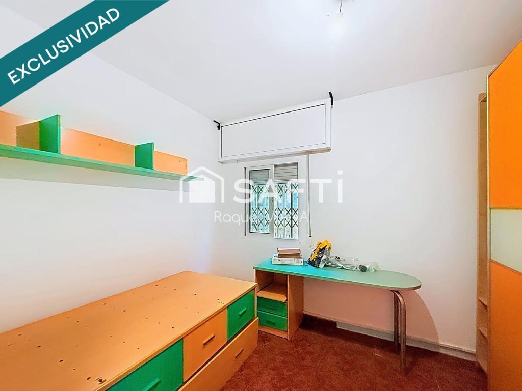 10 chambre Villa/Maison à vendre à Sant Vicenc dels Horts - 395 000 € (Ref: 9772890)