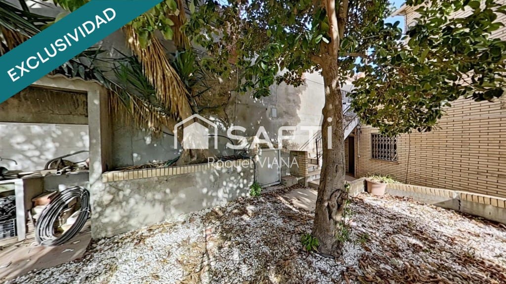 10 chambre Villa/Maison à vendre à Sant Vicenc dels Horts - 395 000 € (Ref: 9772890)