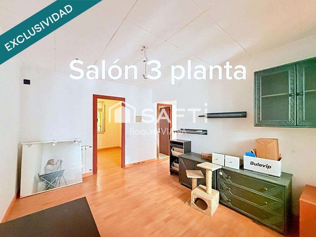 10 bedroom Villa for sale in Sant Vicenc dels Horts - € 395,000 (Ref: 9772890)