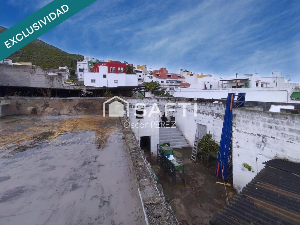 Solar/Parcela en Las Palmas de Gran Canaria en venta - 250.000 € (Ref: 9772893)