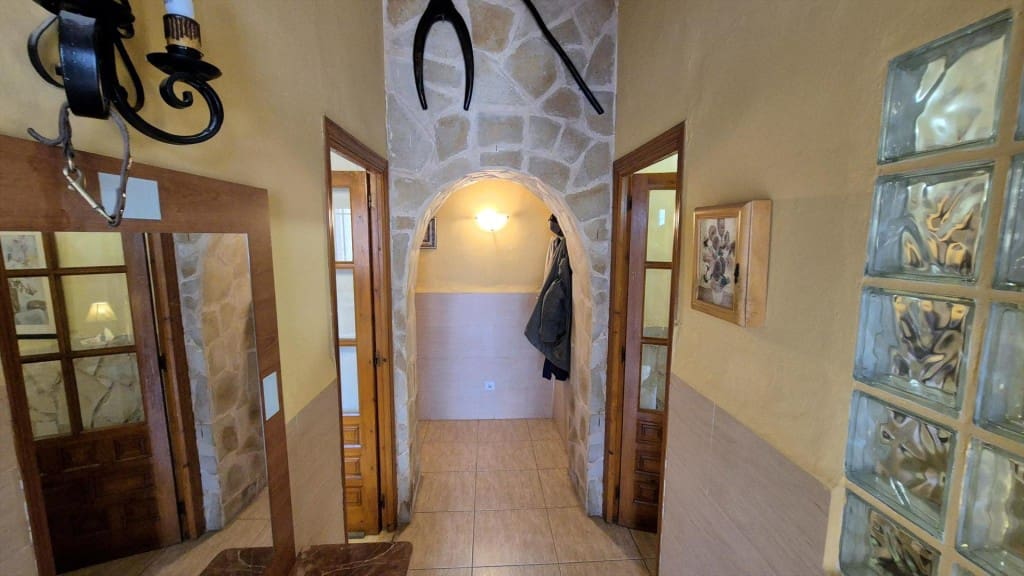 3 Zimmer Finca/Landgut zu verkaufen in Pinoso - 225.000 € (Ref: 9772894)