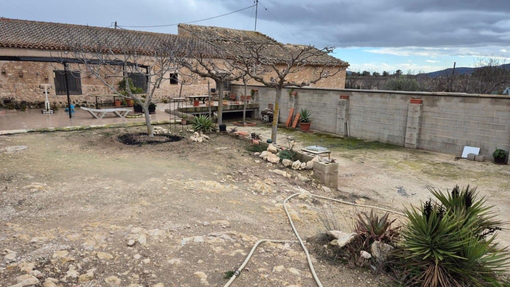 3 Zimmer Finca/Landgut zu verkaufen in Pinoso - 225.000 € (Ref: 9772894)