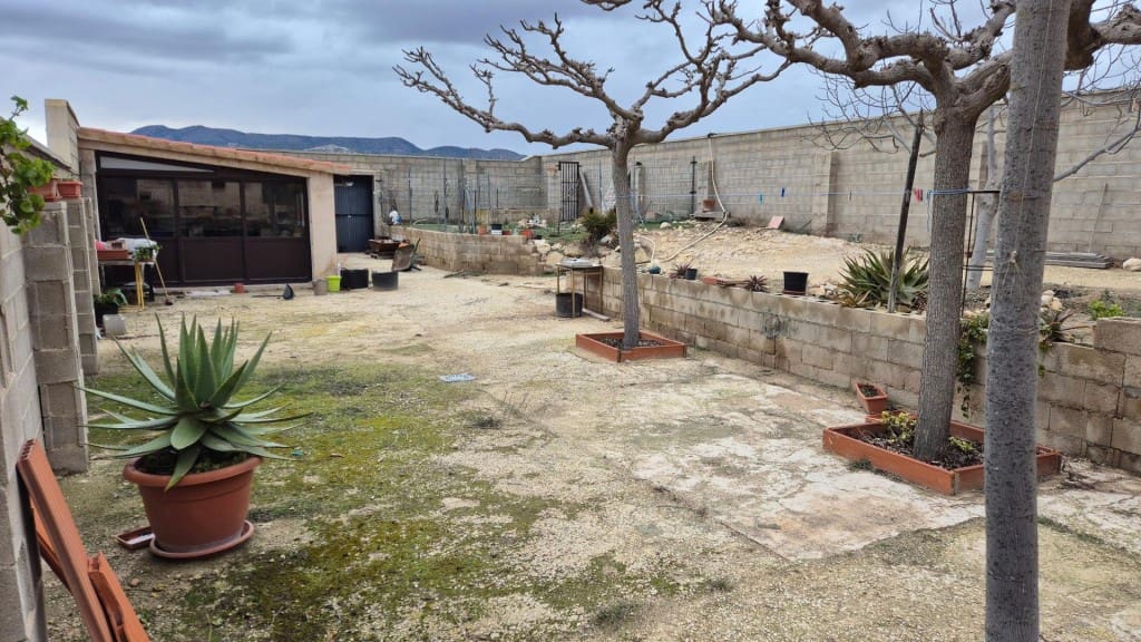 3 Zimmer Finca/Landgut zu verkaufen in Pinoso - 225.000 € (Ref: 9772894)