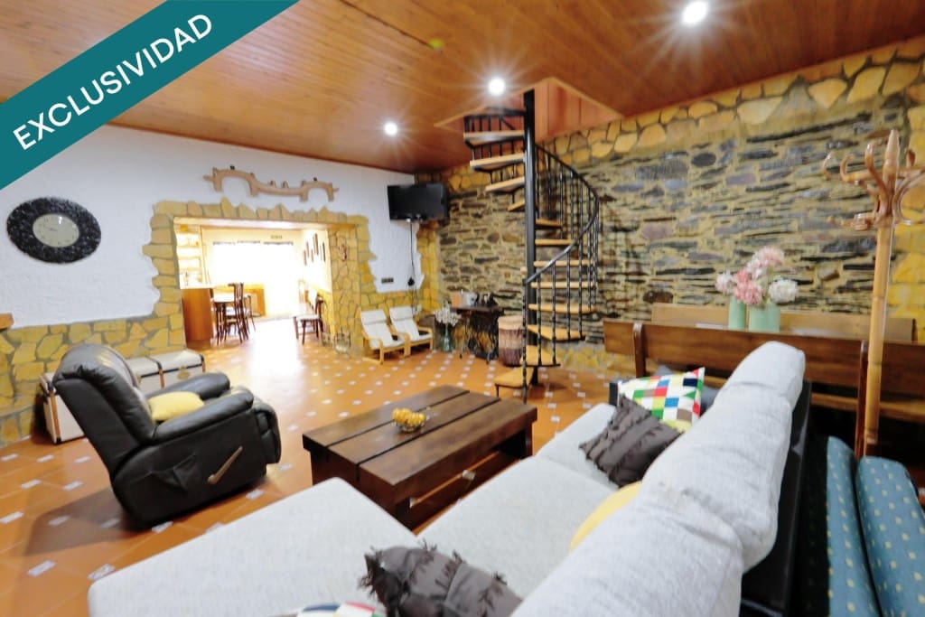 3 camera da letto Villa in vendita in Vega de Espinareda - 105.000 € (Rif: 9772895)