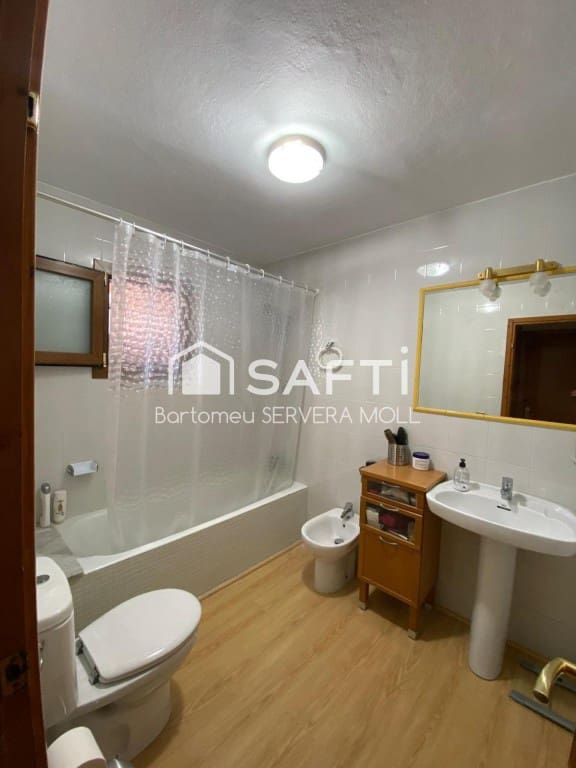 3 soverom Villa til salgs i Ciutadella de Menorca med svømmebasseng garasje - € 675 000 (Ref: 9777945)